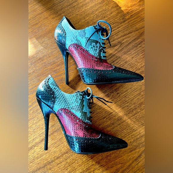 GUCCI “Gia” Leather Oxford Pump. Size 39 /9. Near-perfect condition. - Picture 4 of 16